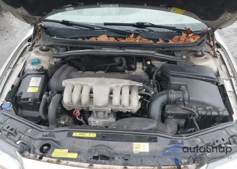 2001 Volvo S80 2.9 from USA, damaged, VIN YV1TS94D211206032